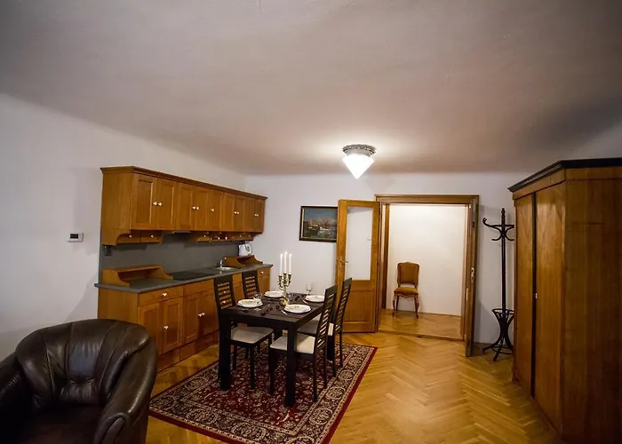 Ztracena 8 Apartament